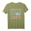 Lustiges Häkeln & Putzen T-Shirt für Damen mit Spruch – Perfekt für Häkelanfänger, Näherinnen & Handarbeitsliebhaberinnen