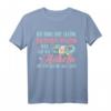 Lustiges Häkeln & Putzen T-Shirt für Damen mit Spruch – Perfekt für Häkelanfänger, Näherinnen & Handarbeitsliebhaberinnen