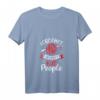 Häkeln Damen T-Shirt mit Spruch 'I Crochet So I Don't Kill People' - Lustiges Mode-Design für Häkel-Enthusiastinnen