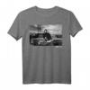 HapKitten T-Shirt mit Doughboy auf Impala Portrait - Offiziell lizenziertes Geschenk für Auto- und Oldtimer-Fans