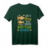 Just A Boy Who Loves Whittling Holzschnitzerei Hobby Geschenk Kinder T-Shirt – Perfekt für junge Schnitzkünstler und kreative Kinder