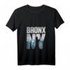 Damen Bronx NYC New York City Skyline Illustration Graphic Design T-Shirt mit V-Ausschnitt – Stilvolles Stadtmotiv für NYC-Liebhaber