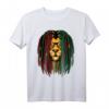 Reggae Löwe T-Shirt mit Dreadlocks – Afrikanisches Tiermotiv im Rastafari Style, Perfekt für Rasta Fans, Geburtstags- und Jahrestagsgeschenk