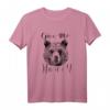 Funny Honey Bear Illustration T-Shirt – Lustiges Bären-Design, perfekt als Geschenk für Tier- und Naturfreunde, Familie und Outdoor-Enthusiasten