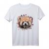 Roter Panda Katzenbär Illustration T-Shirt – Süßes Tiermotiv, Perfekt als Geschenk für Kinder, Frauen & Männer zu Weihnachten und Geburtstag