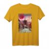 Japanisches Anime T-Shirt mit traditionellem Dorf, Tempel und japanischer Schrift – Perfekt für Manga- und Otaku-Fans