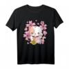 Japanisches Glücks T-Shirt mit Maneki Neko Katze und Kirschblüten – Kawaii Design, ideales Geschenk für Glück und Tradition
