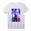 Futuristischer Samurai auf den Straßen von Tokio Japan T-Shirt – Retro, Vaporwave & Synthwave Style für Anime- und Cyberpunk-Fans