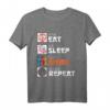 Essen Schlaf Anime Wiederholung Manga Japan Anime T-Shirt – Klassisch geschnitten, doppelt genähter Saum