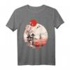 Japanisches Landschafts-T-Shirt mit Kirschblüten, roter Sonne und Samurai - Perfektes Geschenk für Anime- und Manga-Fans