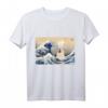 Lustiges Anime-Katzen T-Shirt mit japanischen Kanagawa-Wellen – Perfekt für Kulturliebhaber, Otaku und Katzenfans