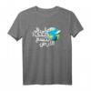 Arabisch Kalligraphie T-Shirt mit Sarkastischem Wort – Kulturelle Mode aus der Arabischen Welt, Saudi-Arabien, Katar, Ägypten & mehr
