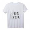Sommer T-Shirt Sei Du, Be You – Kunst Spruch T-Shirt für Frauen & Männer in Bunten Farben, Perfekt als Geschenkidee für Paare, Familie & Freunde