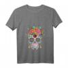 Dia De Los Muertos Kostümersatz T-Shirt mit V-Ausschnitt – Perfekt für Fasching, Karneval & mexikanische Feierlichkeiten mit floralem Skelett-Design