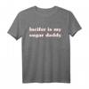Lucifer Sugar Daddy - Lustiges Frauenpower Popkultur T-Shirt für selbstbewusste Frauen & Männer, perfektes Geschenk für Geburtstag, Weihnachten & mehr