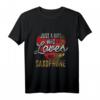 Nur ein Mädchen das ihr Saxophon liebt - Jazz & Musiker T-Shirt, perfektes Geschenk für Saxophonisten, Musiker & Jazzfans zu Weihnachten & Geburtstag