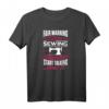 Lustiges Näherinnen T-Shirt mit Nähmaschine & Stoffdesign – Perfektes Geschenk für Näherinnen und Nähbegeisterte