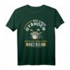 Auf Einen Ständer Gehört Ein Ordentliches Becken Schlagzeug T-Shirt - Lustiges Musiker Shirt für Drummer, Band & Konzert