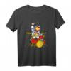 Astronaut spielt Schlagzeug Kinder T-Shirt - Galaxie Weltraum Motiv, ideales Geschenk für Musiker, Trommler und Space-Fans zu Geburtstage & Weihnachten