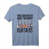 Lustiges Gitarre T-Shirt 'Never Too Many Guitars' – Perfektes Geschenk für Gitarristen, Musiker & Gitarrenschüler