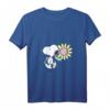HapKitten Snoopy rosa Gänseblümchen T-Shirt – Lizenzprodukt mit V-Ausschnitt für Frauen