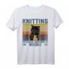 Stricken weil Mord falsch ist T-Shirt – Lustiges Hobby-Shirt für Strickliebhaber & Geschenkidee