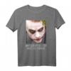 Batman Dark Knight Joker Stranger T-Shirt – Offiziell lizenziertes Superhelden T-Shirt für Batman Fans