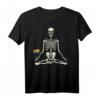 Yoga Skeleton Rainbow Flag Namaste Yogi T-Shirt - Pride & LGBT Support Geschenk für Gay, Lesbisch, Bisexuell & Allies