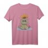 Lustiges Voodoo Puppe mit Chakra Steinen im Yoga Lotussitz T-Shirt – Perfektes Geschenk für Yogis, Yoga-Lehrer & Chakra-Enthusiasten